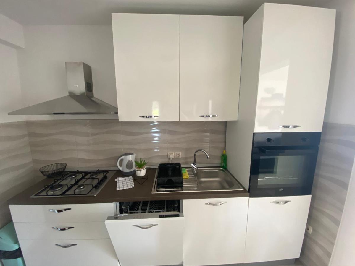 Guesthouse Ruza Sobra Apartments In The Attic Of The House Εξωτερικό φωτογραφία
